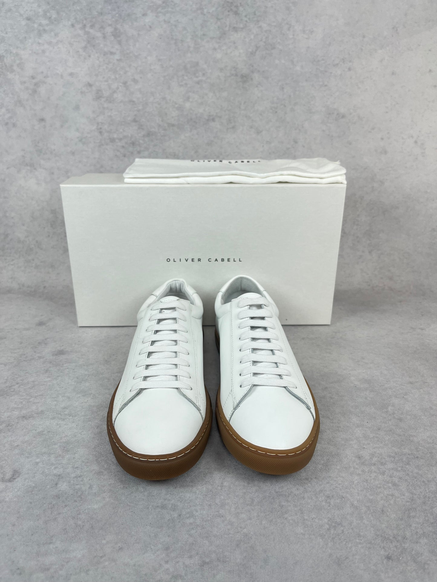 Oliver Cabell low 1 white gum sneaker