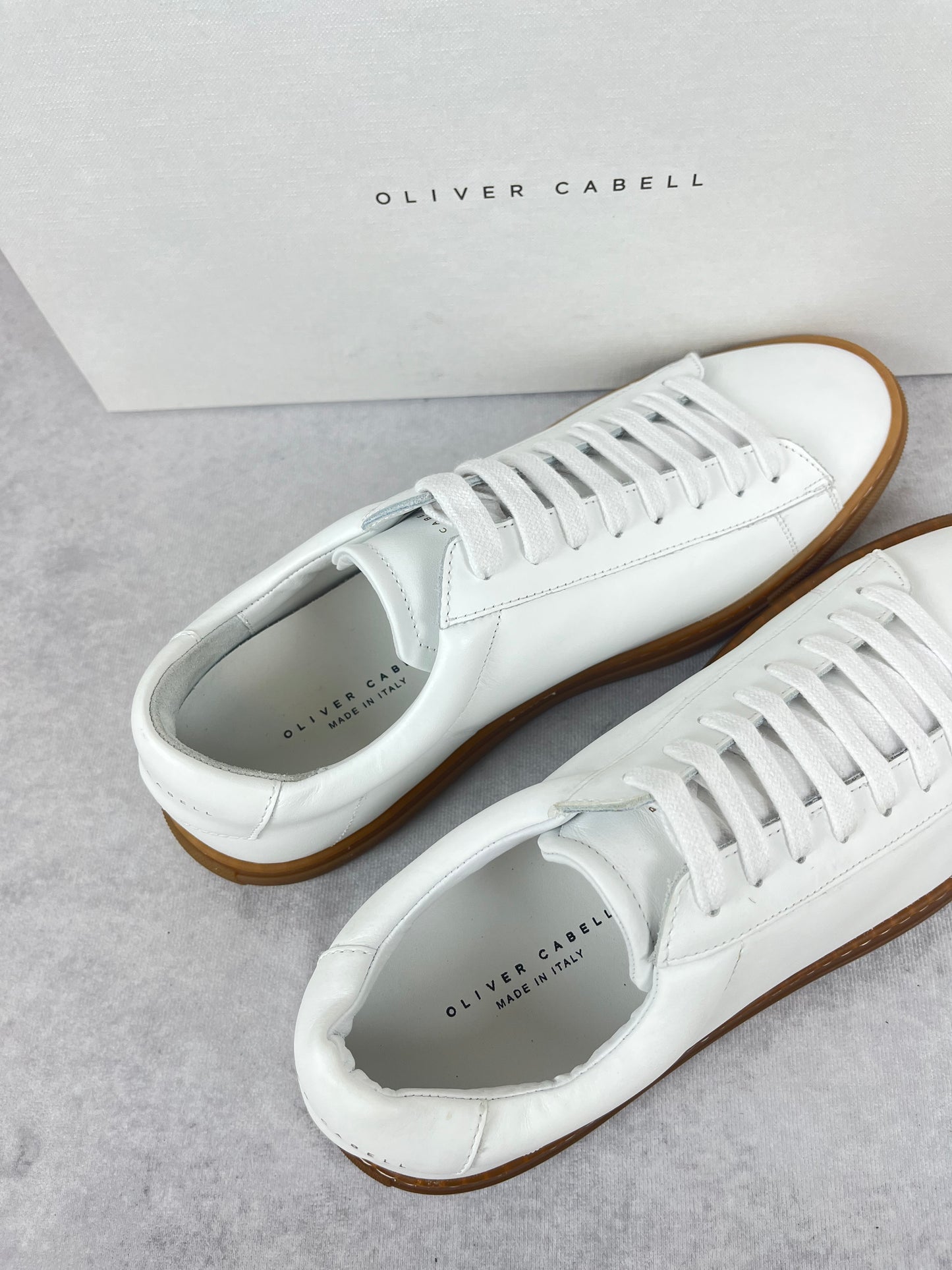 Oliver Cabell low 1 white gum sneaker