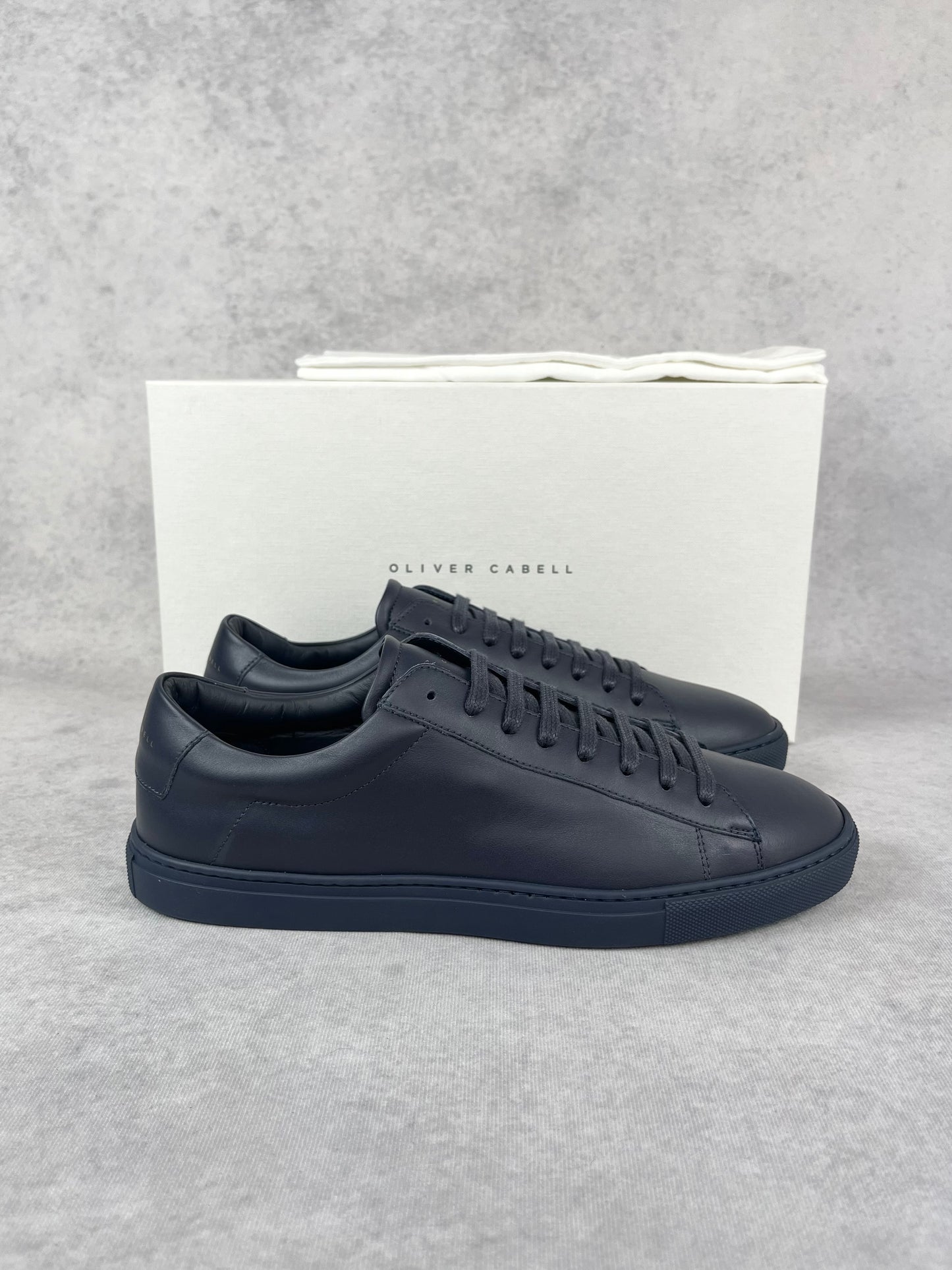 Oliver Cabell low 1 navy sneaker