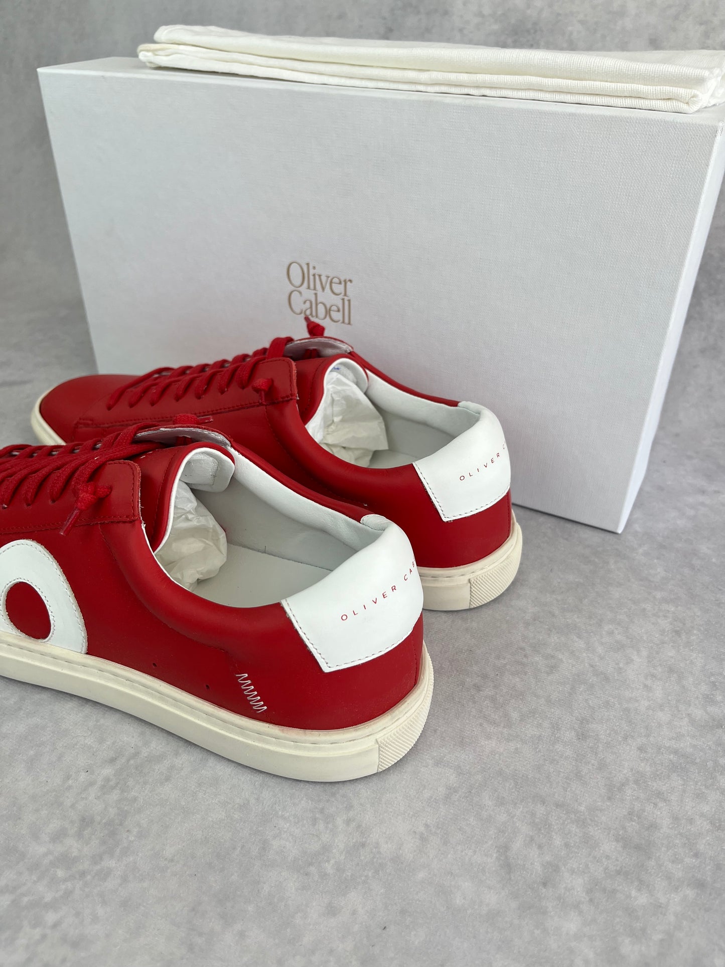 Oliver Cabell ”Crimson” sneaker