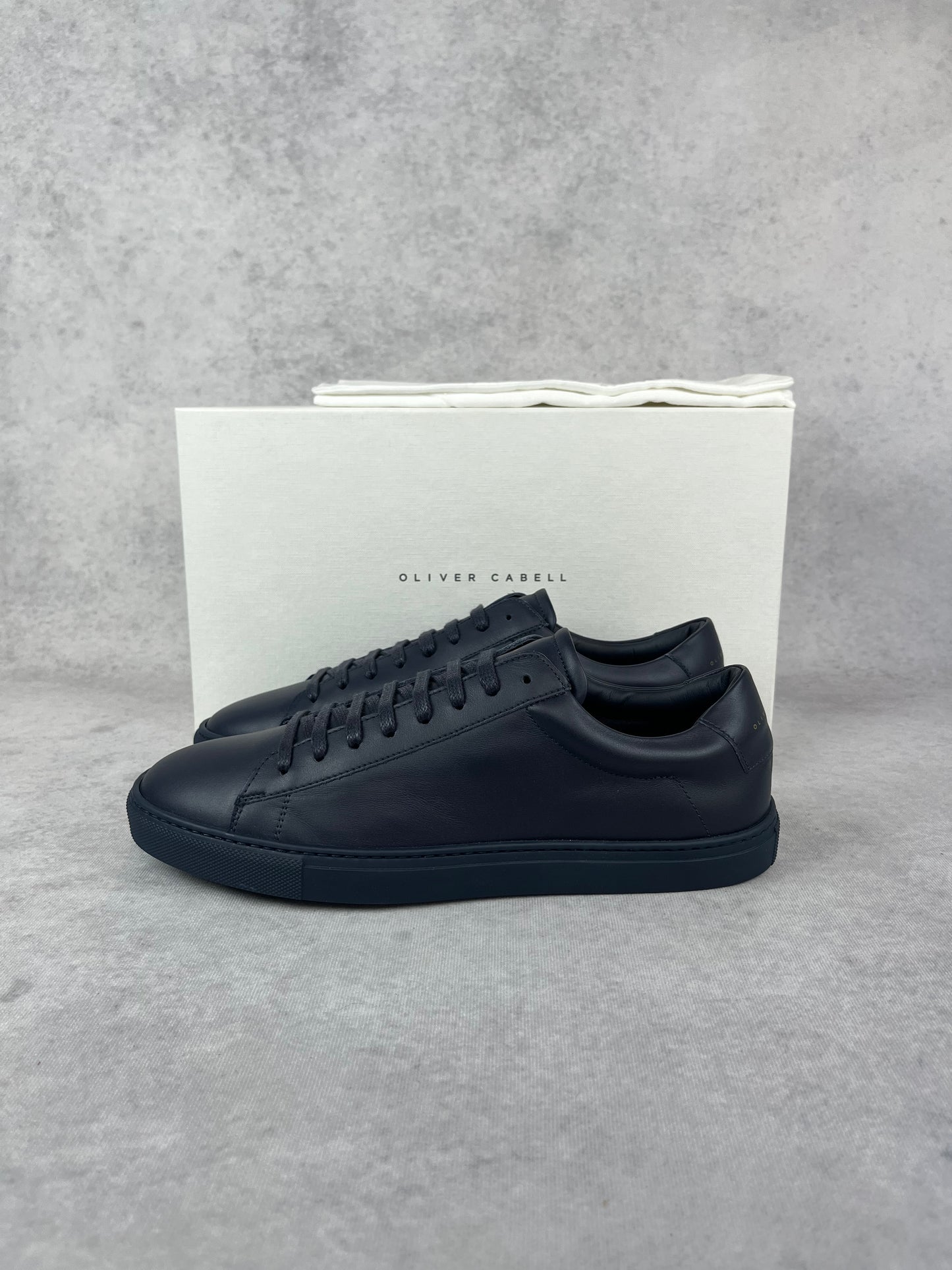 Oliver Cabell low 1 navy sneaker