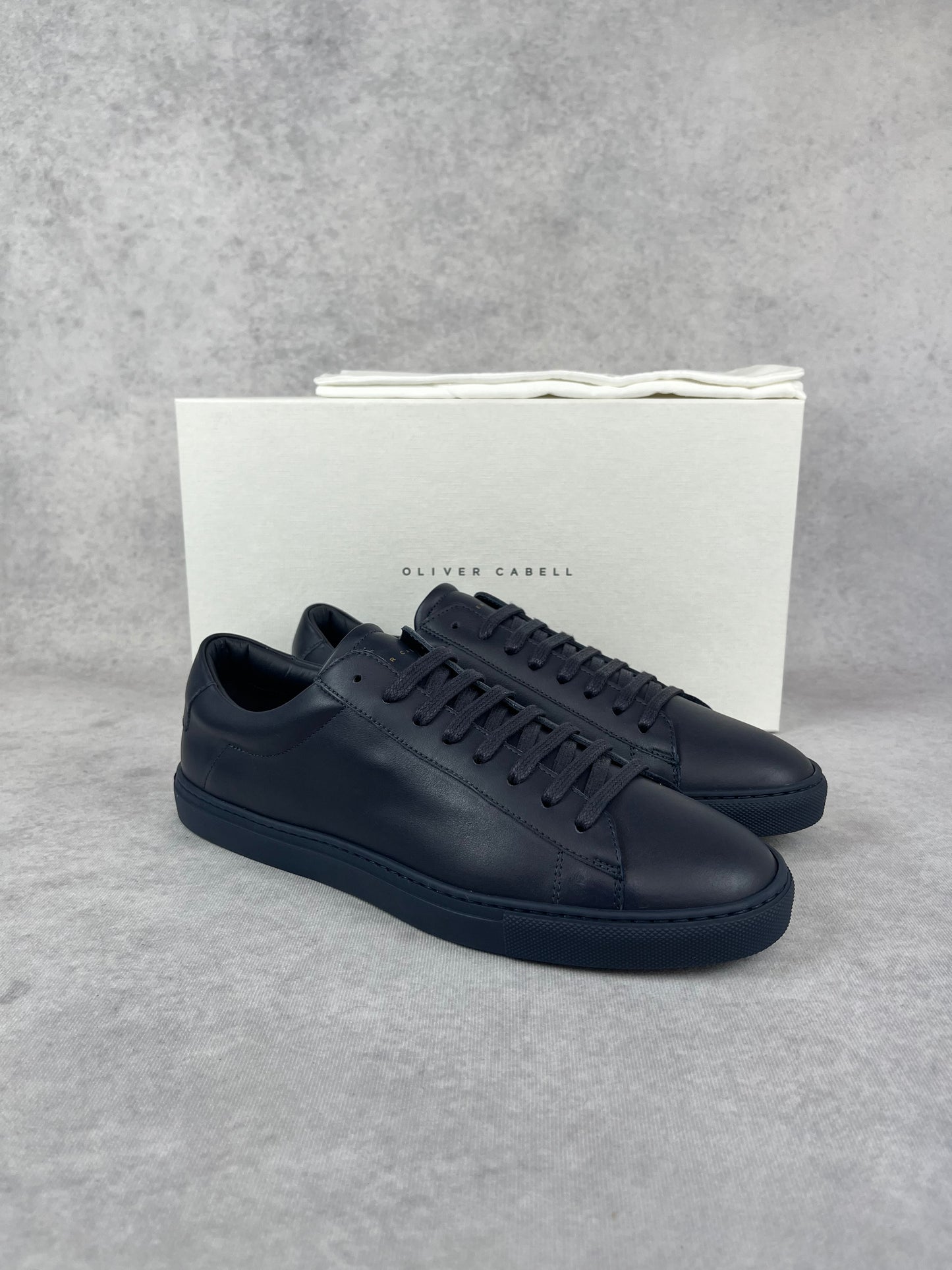 Oliver Cabell low 1 navy sneaker