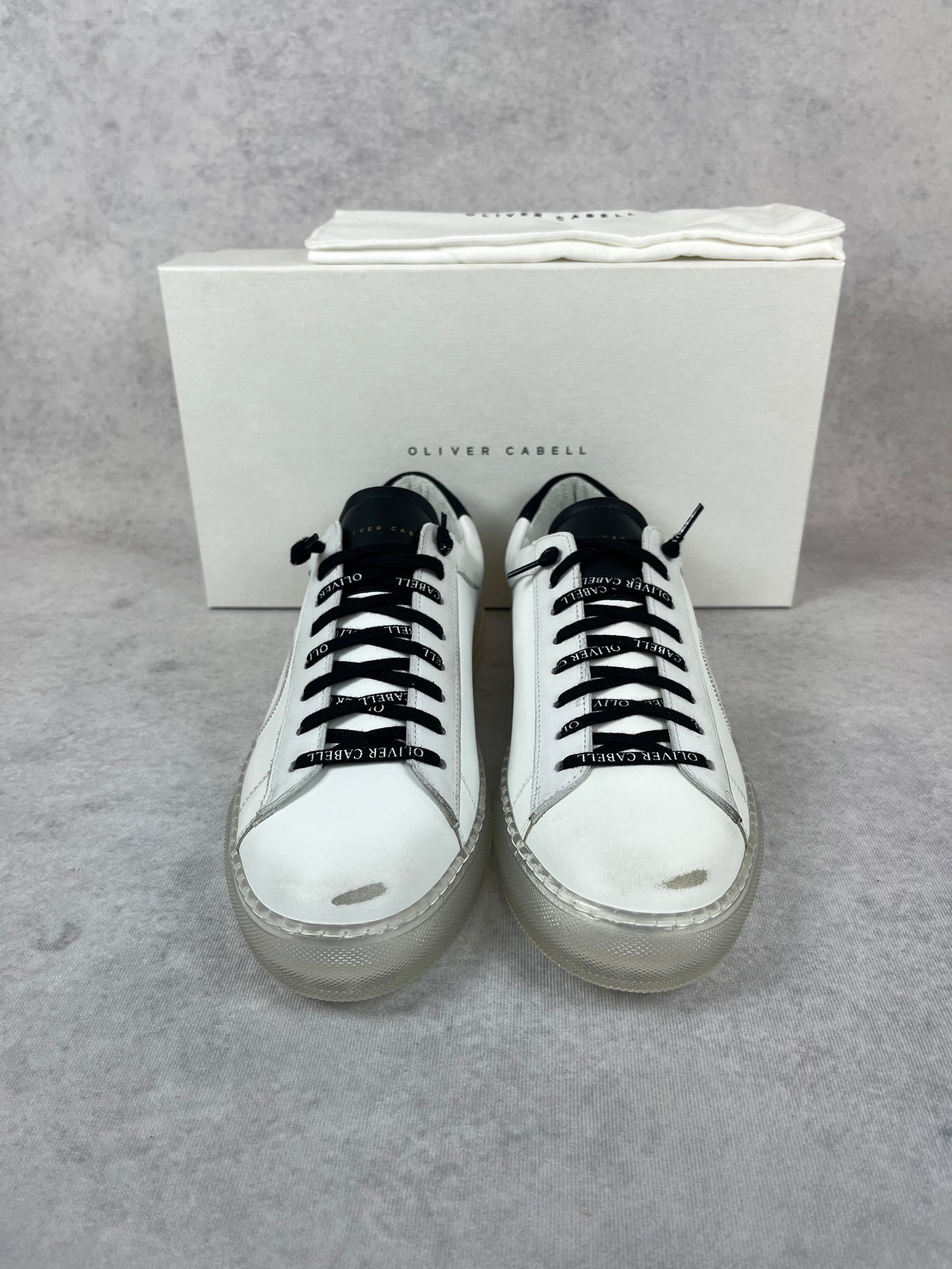 Oliver Cabell low ying yang sneaker