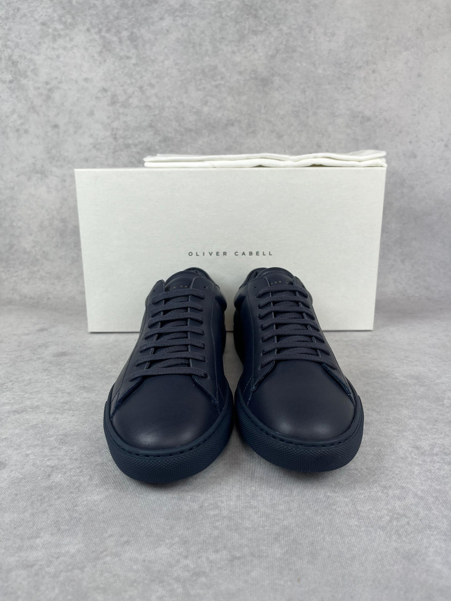 Oliver Cabell low 1 navy sneaker