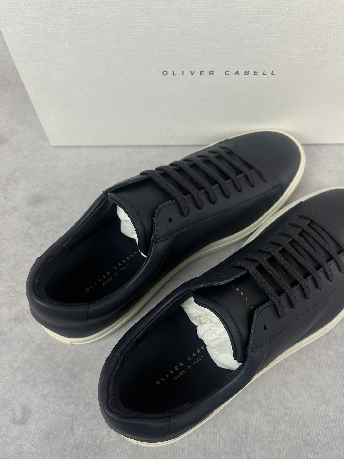 Oliver Cabell low 1 royal sneaker