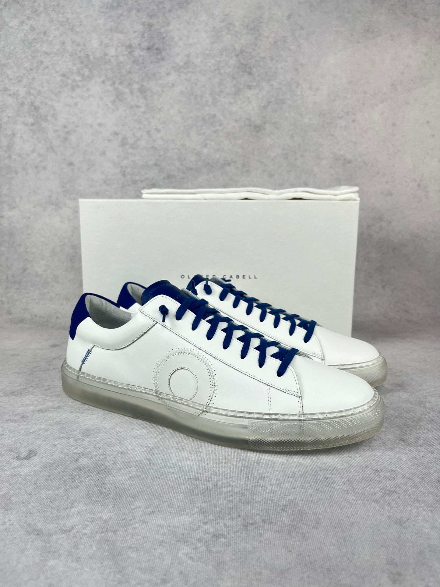 Oliver Cabell low 1 navy yin yang sneaker