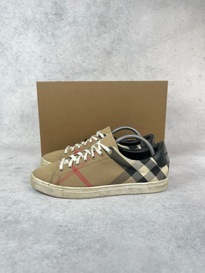 Burberry checked sneaker