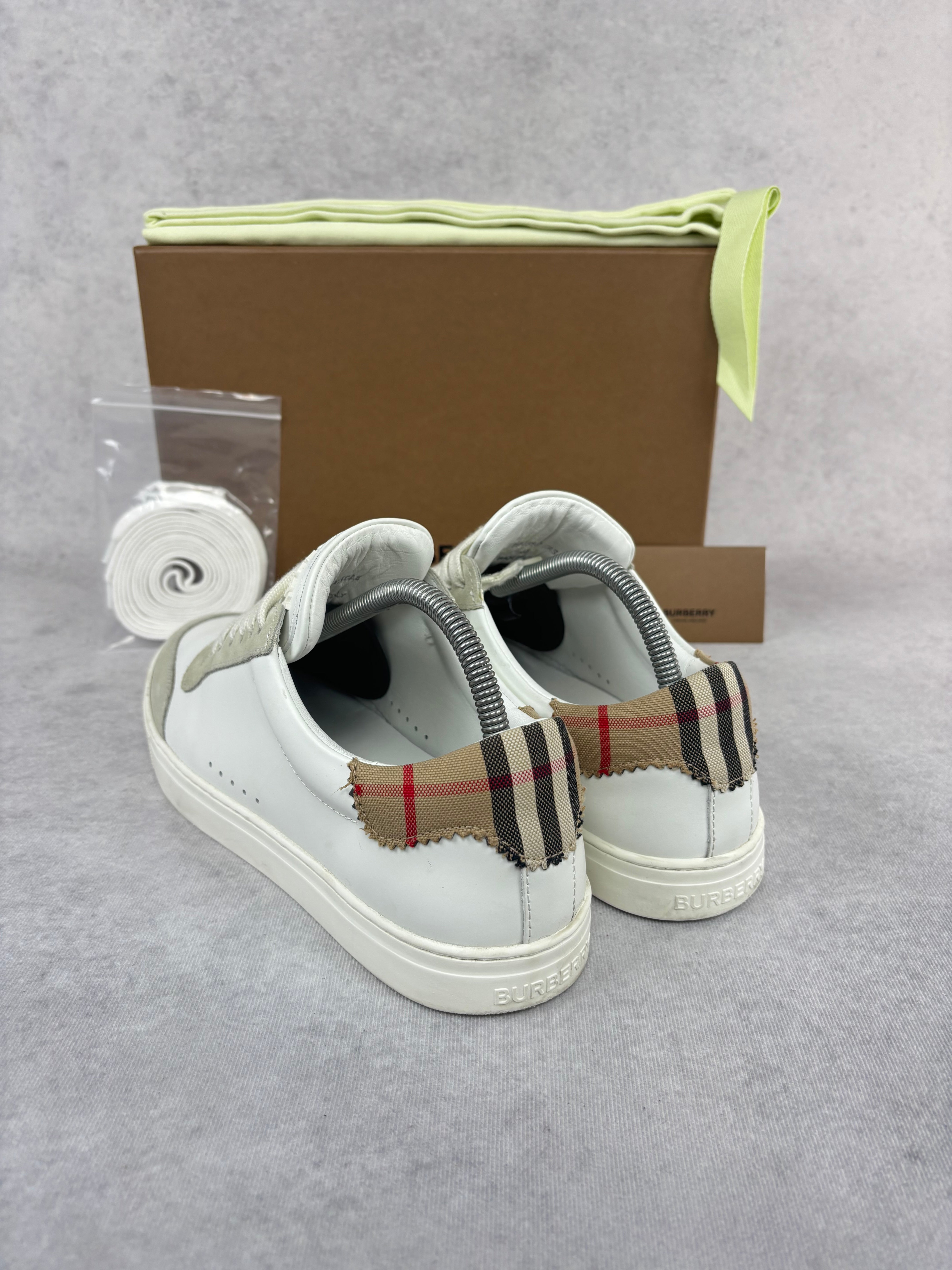 Burberry checked sneaker