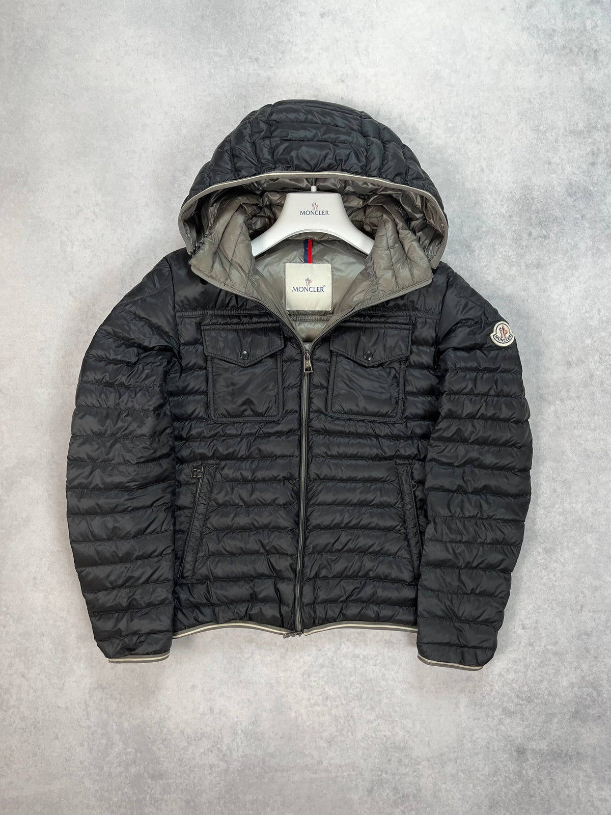 Moncler clovis down jacket – Trendsellers