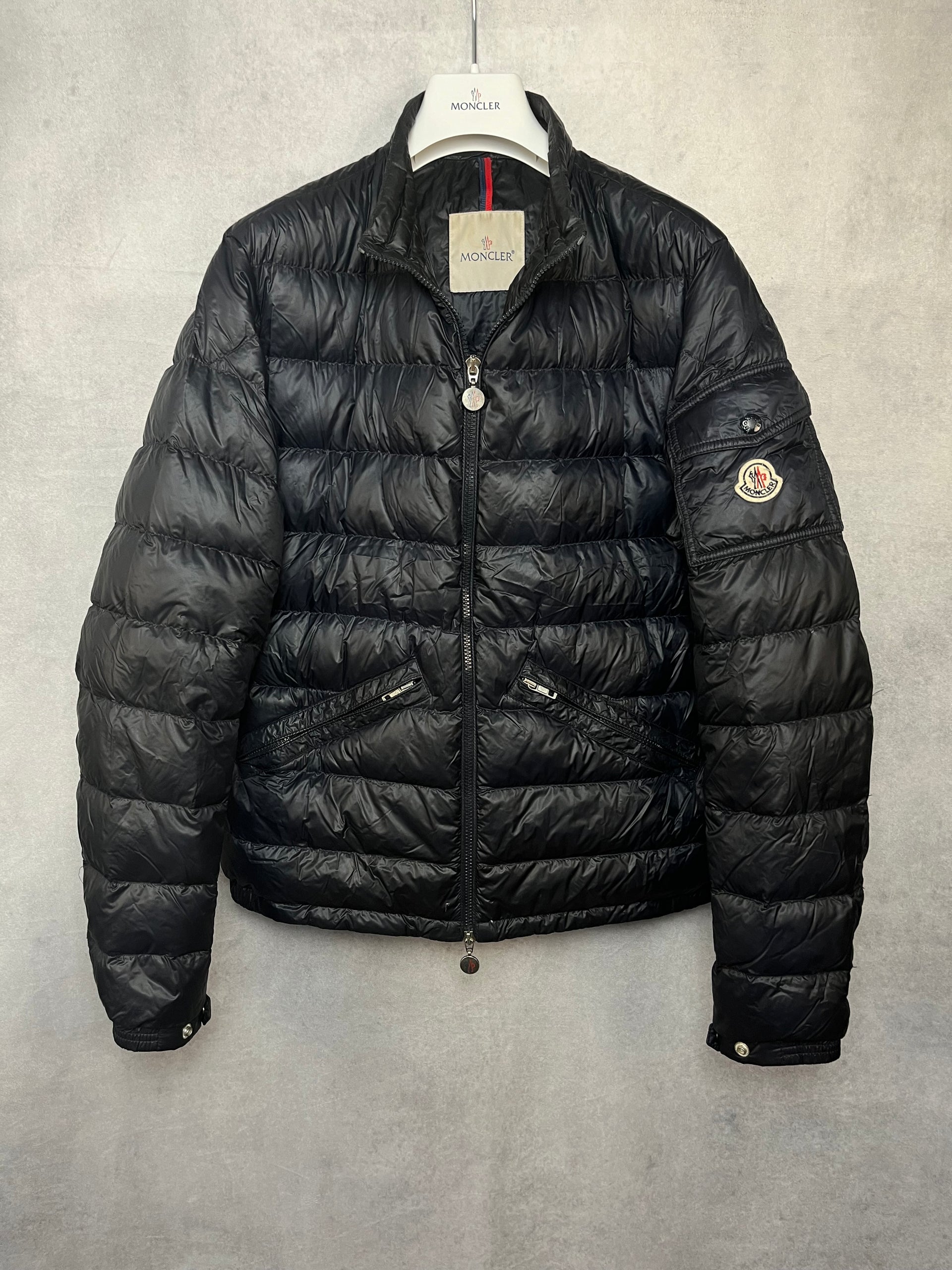 Moncler agay down jacket Moncler L Black